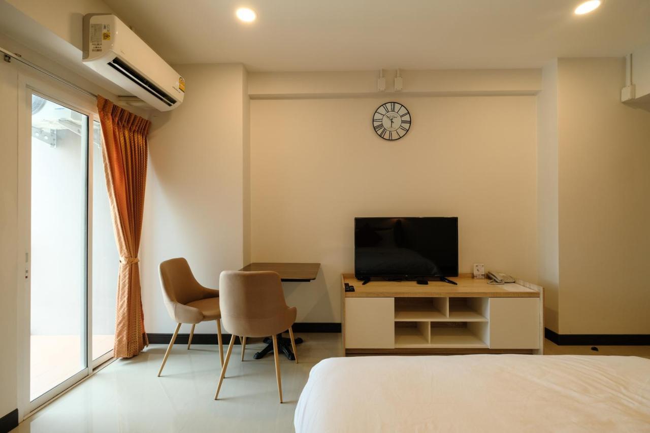 U Sabai Hotel Bangkok Bagian luar foto