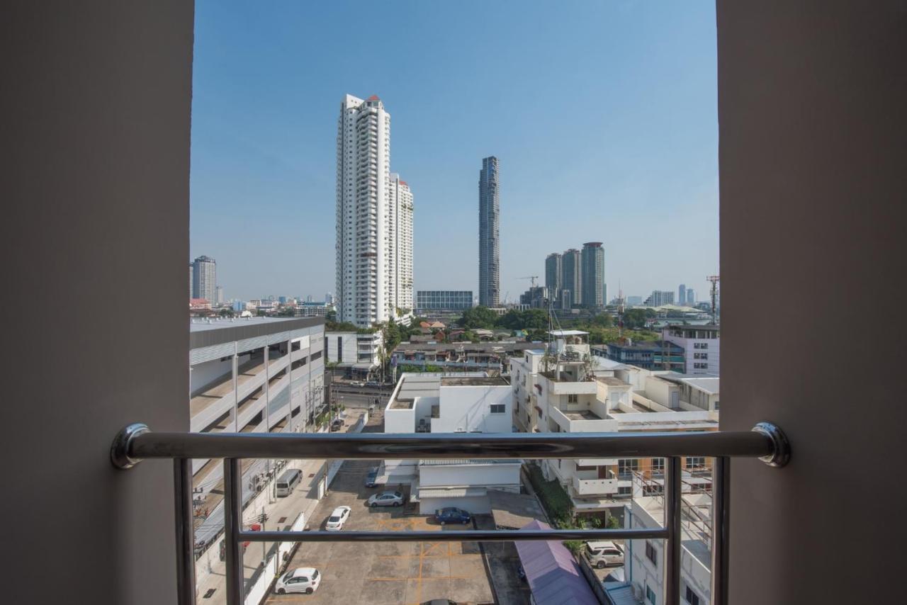 U Sabai Hotel Bangkok Bagian luar foto